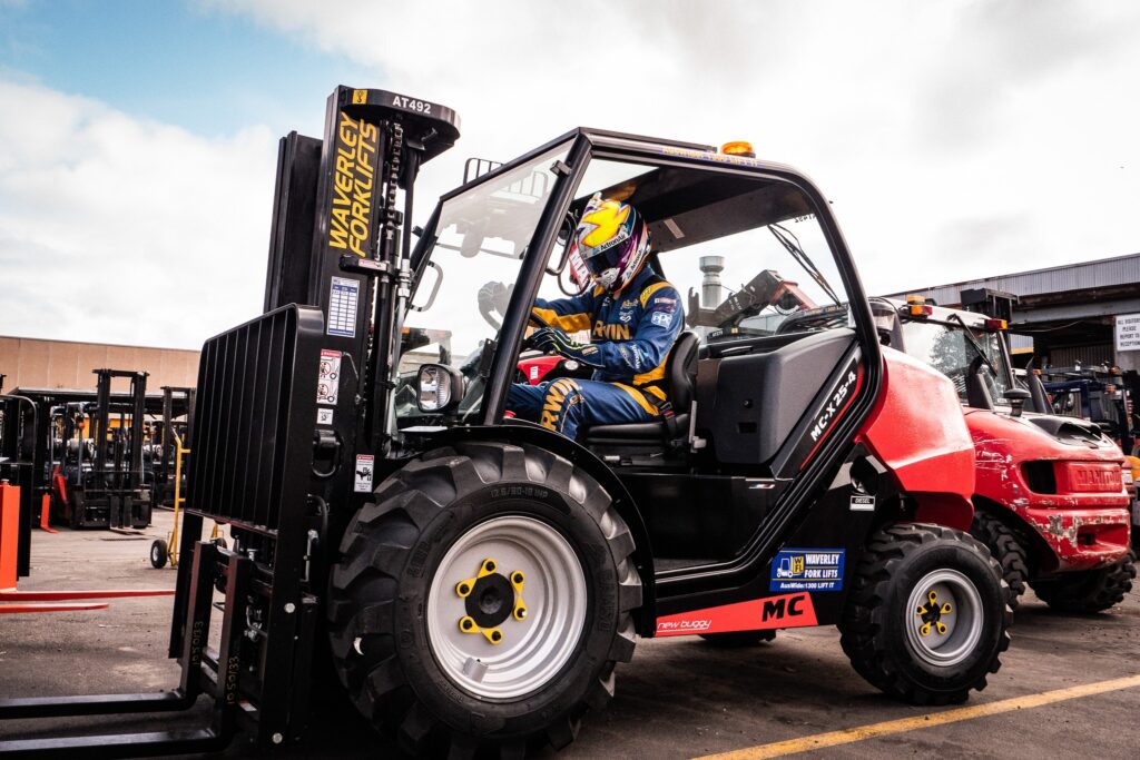 Maximizing Efficiency And Productivity With Forklift Hire Services