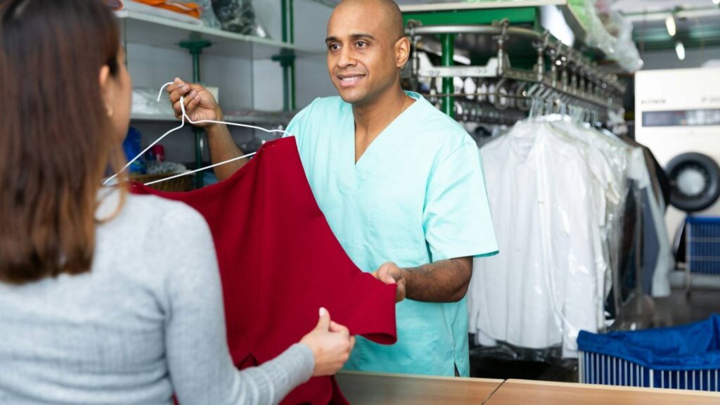 Laundry-Pick-Up-service-in-dubai