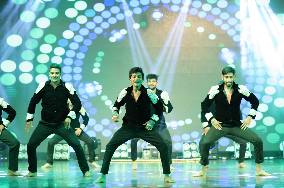 Mastering Movement and Charisma: Why Buskers is the Best Jazz Dance Class In Tilak Nagar