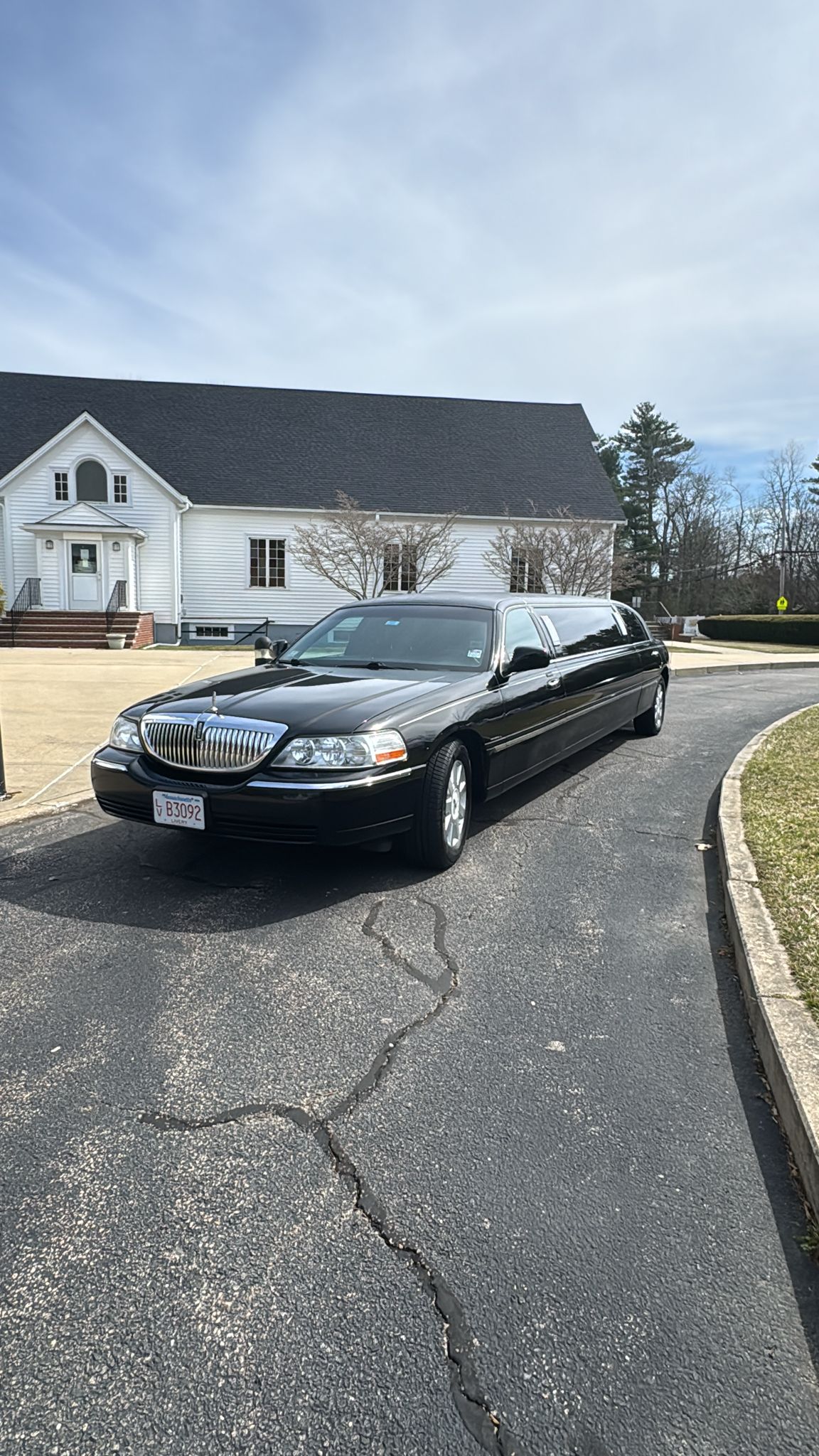 Premium Airport Limo Service in Boston | Reliable Luxury Transfers