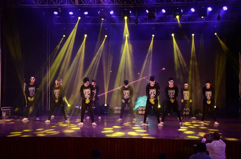 Contemporary Dance Class in Mansarovar – Buskers Dance Institute, Mansarovar