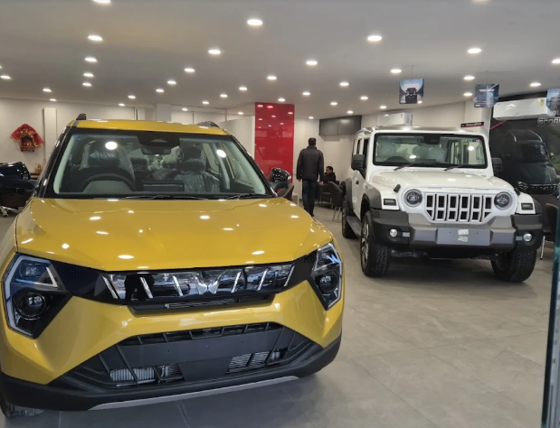 Nearest Mahindra car showroom in Dehradun