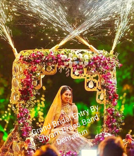 DJ on Wheels in Mussoorie – The Ultimate Mobile Party Experience